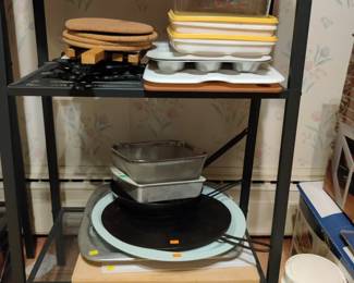 kitchen pans and cast iron