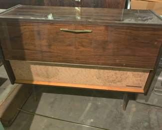 1950s radio console
