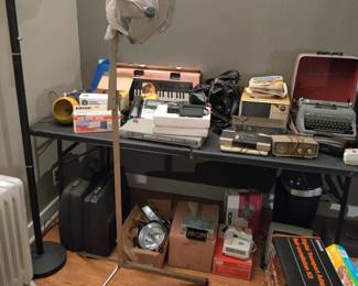 electronics and heatlamp