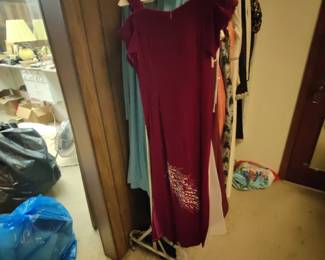 formal dresses not sure of sizing