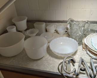 milk glass bowls and cups