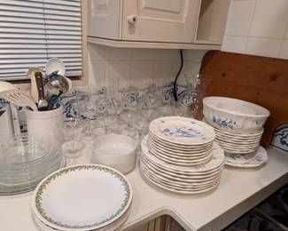 Kitchen items, Dinnerware Sets