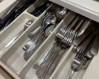 Flatware Set