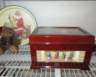 Mr. Christmas Musical Melodium Music Box