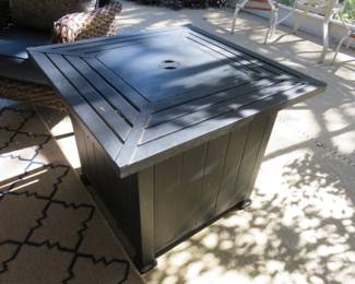 Square propane gas fire pit table