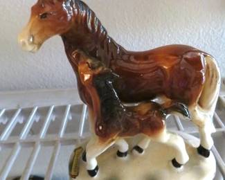 Mare and her foal Horse Figurine from Tennessee,  Made in Japan