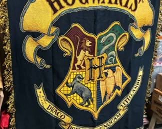Harry Potter Crest Tapestry Style Blanket