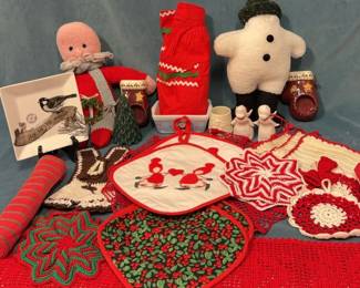 Christmas Kitchen Linens and More