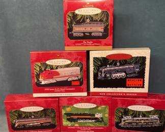 Hallmark Collectors Lionel Trains Ornaments