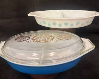 Pyrex Royal Blue Glass Lidded Split Dish with Lid Turquoise Snowflake Divided Dish