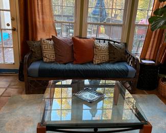 Seating, tables, decor