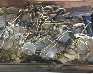Antique spectacles