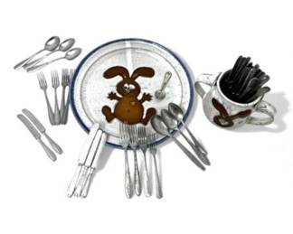 18 ChildrensBunnyPlateMugSetwMixedVintageFlatwareLot