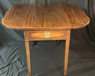 Henredon Drop Leaf Table