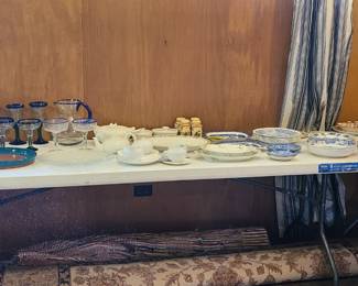 Pottery, chip and dip bowls, vintage China, large Chinese or Japanese pottery set. 