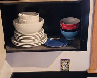 Flamingo serving ware. Bowls, plates, etc. 