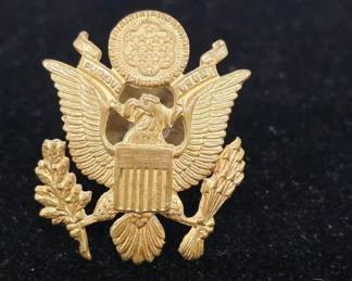 US Army Officer Cap Badge Circa 1940s