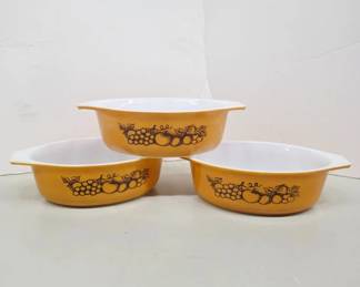 Pyrex 10.5 Old Orchard Dishes