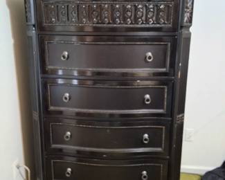 5 -drawer black chest. Part of queen bedroom set (bed, chest of drawers, oversized nightstand)