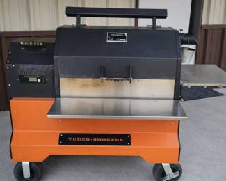 Yoder Smokers YS640s Pellet Grill on Competition Cart