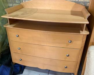 Lazar dresser/changing table