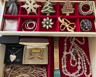 Excellent selection of vintage costume jewelry.