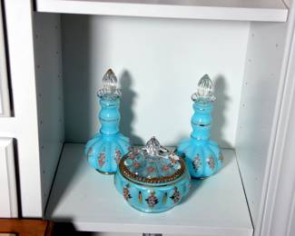 Fenton Charleton Dresser Set

