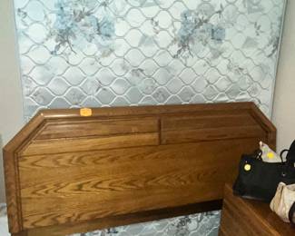 QUEEN HEADBOARD & MATTRESS SET