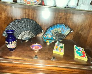 BEAUTIFUL VINTAGE FANS