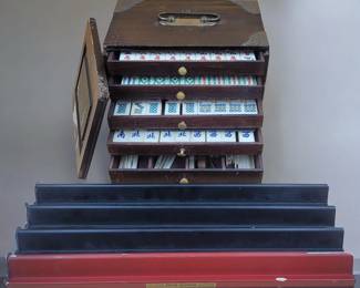 Antique 1920's Chinese Mahjong set