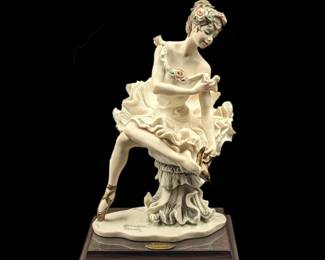 Giuseppe Armani Figurine: "Irina" 817F With Original Box