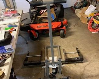 mower lift    (Mower Not For Sale)