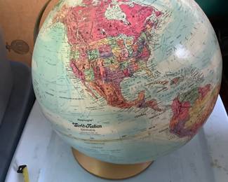 45. Vtg globe