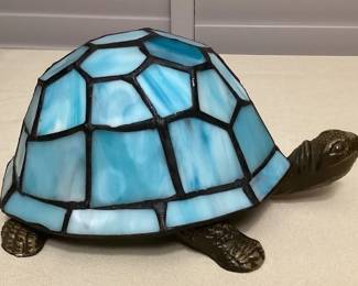 MMP087 Light Blue Slag Glass Tiffany Style Turtle Table Lamp New