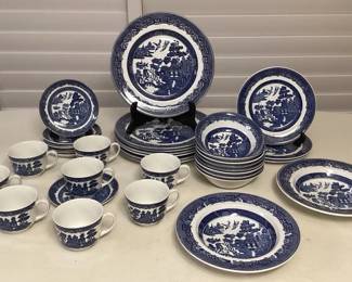 MMP008 Johnson Brothers Blue Willow China Set Made In England