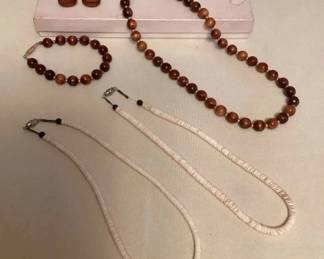 MMP113 Vintage Koa & Paper Shell Costume Jewelry 