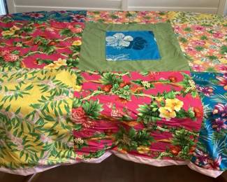 MMP037 Hawaiian Patchwork Quilt Blanket 
