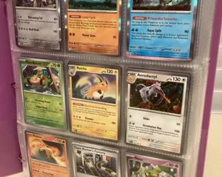 MMP028 Binder Full Of Over 890 Pokémon Trading Cards 