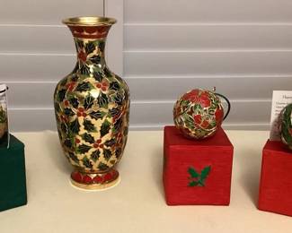 MMP111 Chinese Cloisonné Christmas Vase & Ornaments 