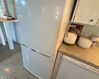 REFRIGERATOR FOR SALE