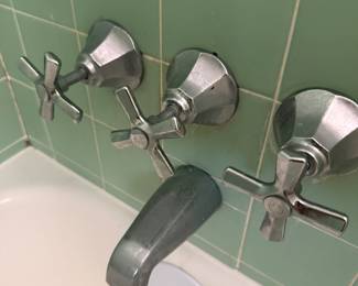 BATHROOM FIXTURES FOR SALE