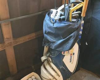 Vantage Golf Bag With Clubs And Balls Calloway  Insight  Mizuno
