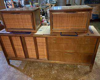 Paul McCobb Style Mid-Century Furniture