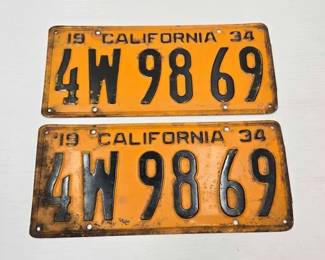 2140  Matching Pair of 1934 Vintage California License Plates 
