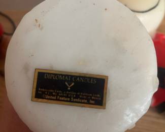 Hallmark Charlie Brown Diplomat Candles