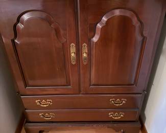 Chippendale Style Sideboard Cabinet