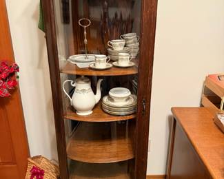 Aynsley Henley Bone China Tea & Coffee Set, Curved Glass Curio Cabinet