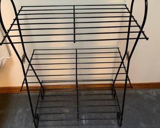 Mid Century Black Metal 3-Tier Record/Magazine Rack