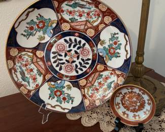 Gold Imari Hand Painted Decorative Plate, Japanese Porcelain Ware Red Gold Trim Trinket Dish