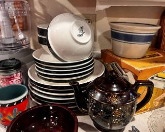 Japanese Moriage Brown Pottery Teapot, Culinary Arts Stack Up Porcelain Dinnerware Stackable Dinnerware Set